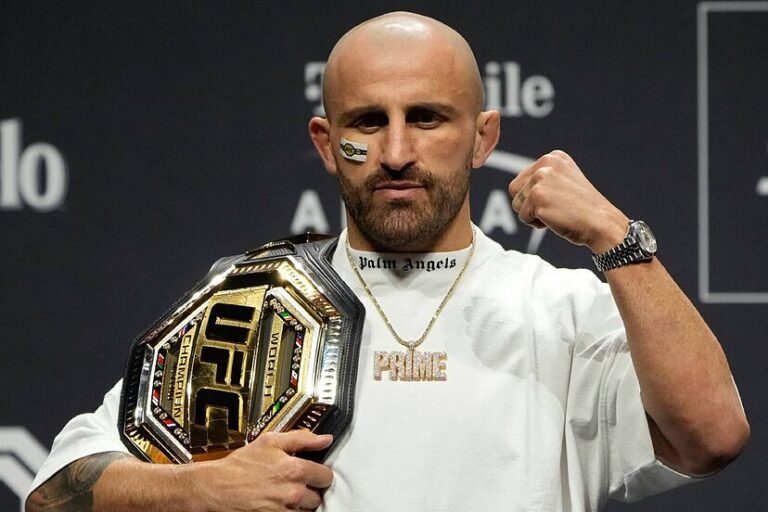 UFC: Volkanovski vuelve al octágono con todo que perder y todo que ganar