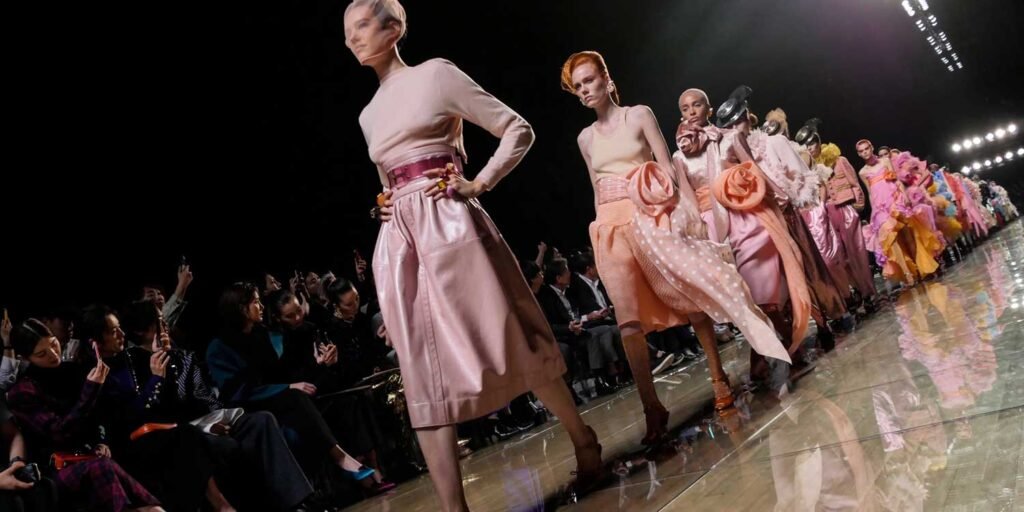 New York Fashion Week arranca la temporada apostándole a lo práctico y minimalista