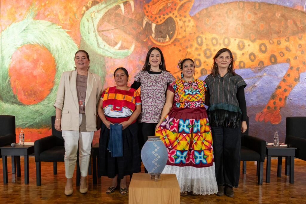 Conferencia de prensa Día de la Artesana y el Artesano