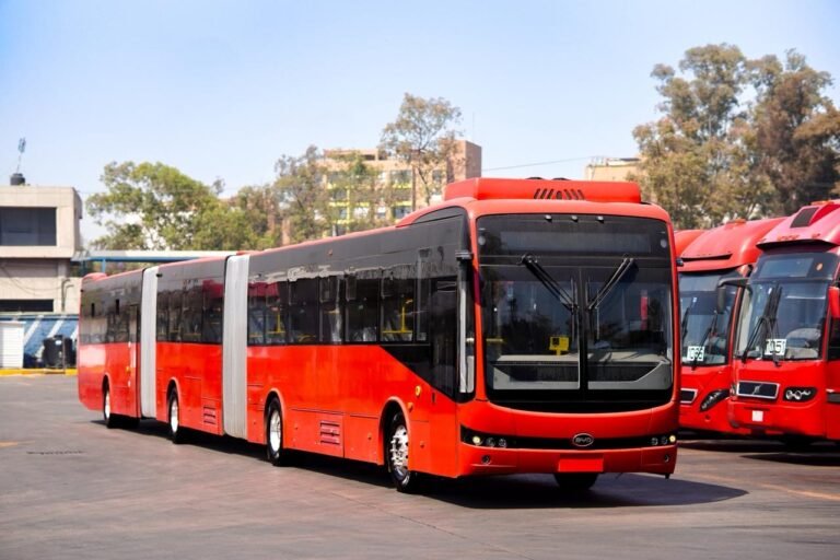 046fb5ad-a2e0-4aec-be81-e62238c015c1