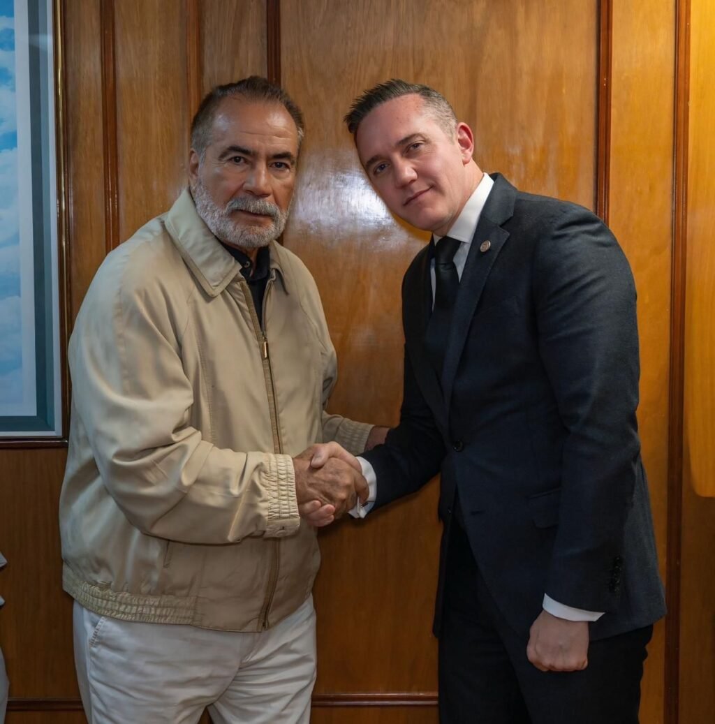 adrian rubalcava y fernando espino llegan a acuerdos