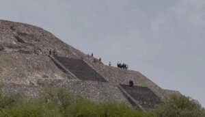 piramide de la luna con presencia de sospechoso por detonaciones