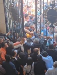 portazo en congreso cdmx