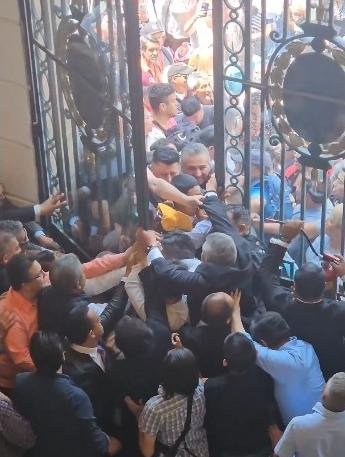 portazo en congreso cdmx