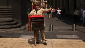 organilleros de la ciudad celebraran el iv festival