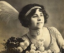 esperanza iris