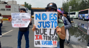 Aspirantes-inconformes-con-examen-en-linea-de-la-UNAM-protestan-en-CU-exigen-transparencia-en-resultados