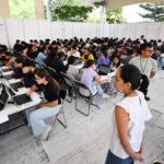 Supervisa el rector Lomelí la aplicación de examen de control en Oaxaca