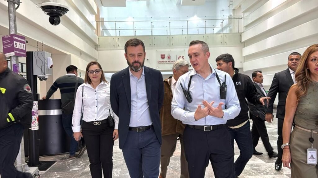 Alcalde de Bogotá visitó el Metro de la Ciudad de México
