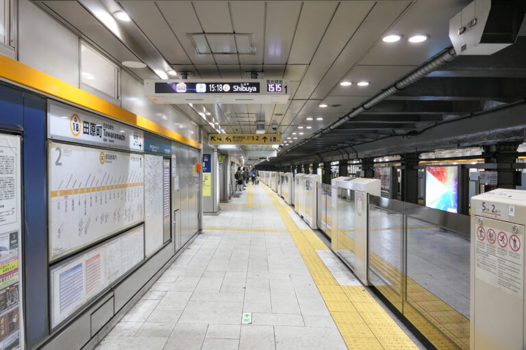 Tokyo-Metro_Tawaramachi-STA_Platform1 (1) By MaedaAkihiko - Own work, CC0, https://commons.wikimedia.org/w/index.php?curid=141003601
