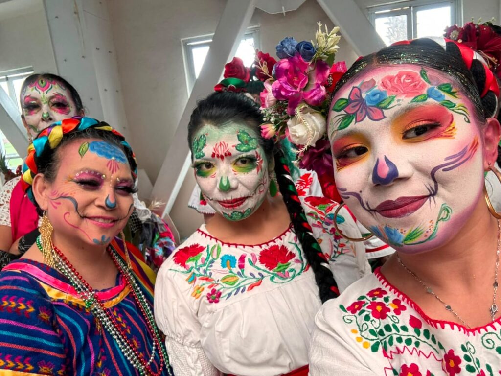 Las Catrinas Regionales ahora con la Banda Monumental Oaxaqueña en CDMX