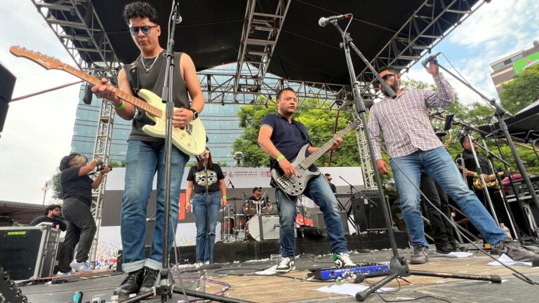 jamaica sonora en festejo de los 57 años del metro