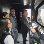 metro capacita 958 trabajadores
